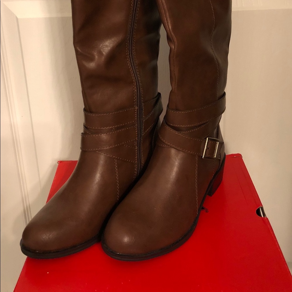 Brown tall Boots
